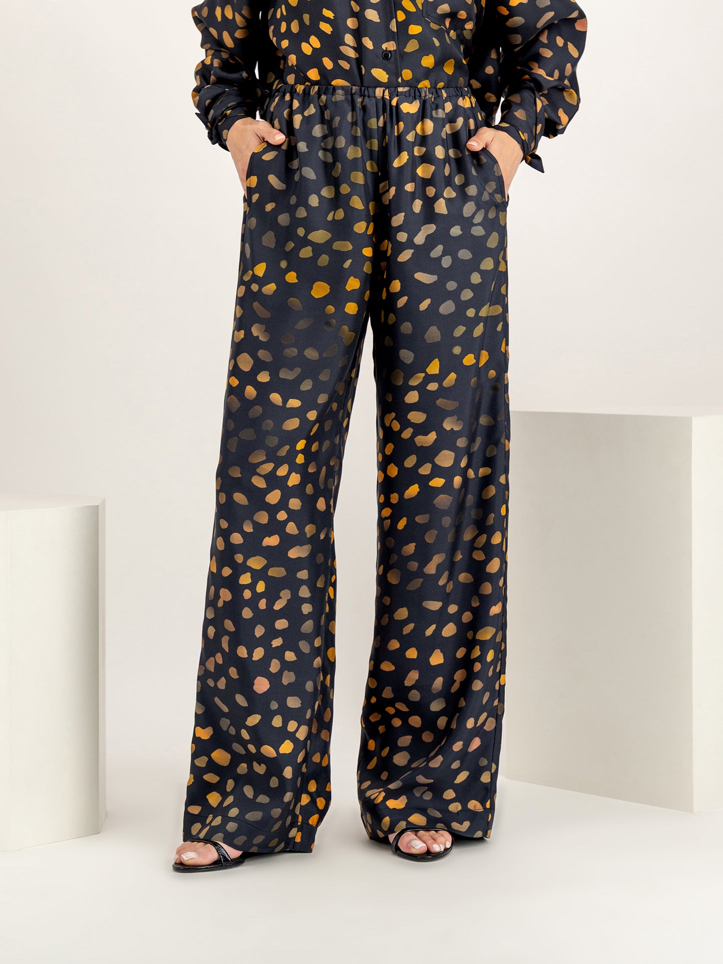 Arvenn Moonlit Dots Twill Silk