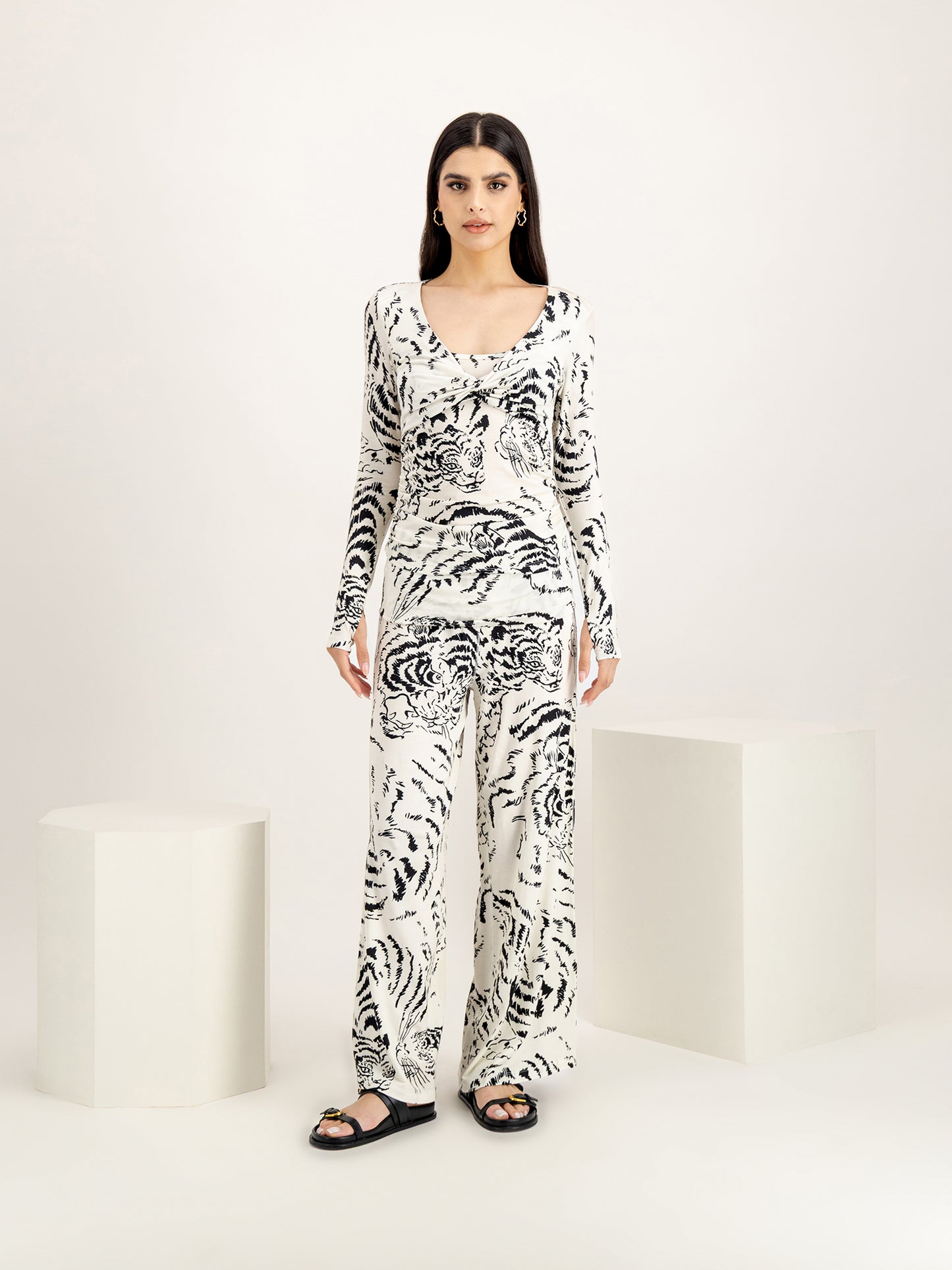 Tigress Cream Jersey Twist Set