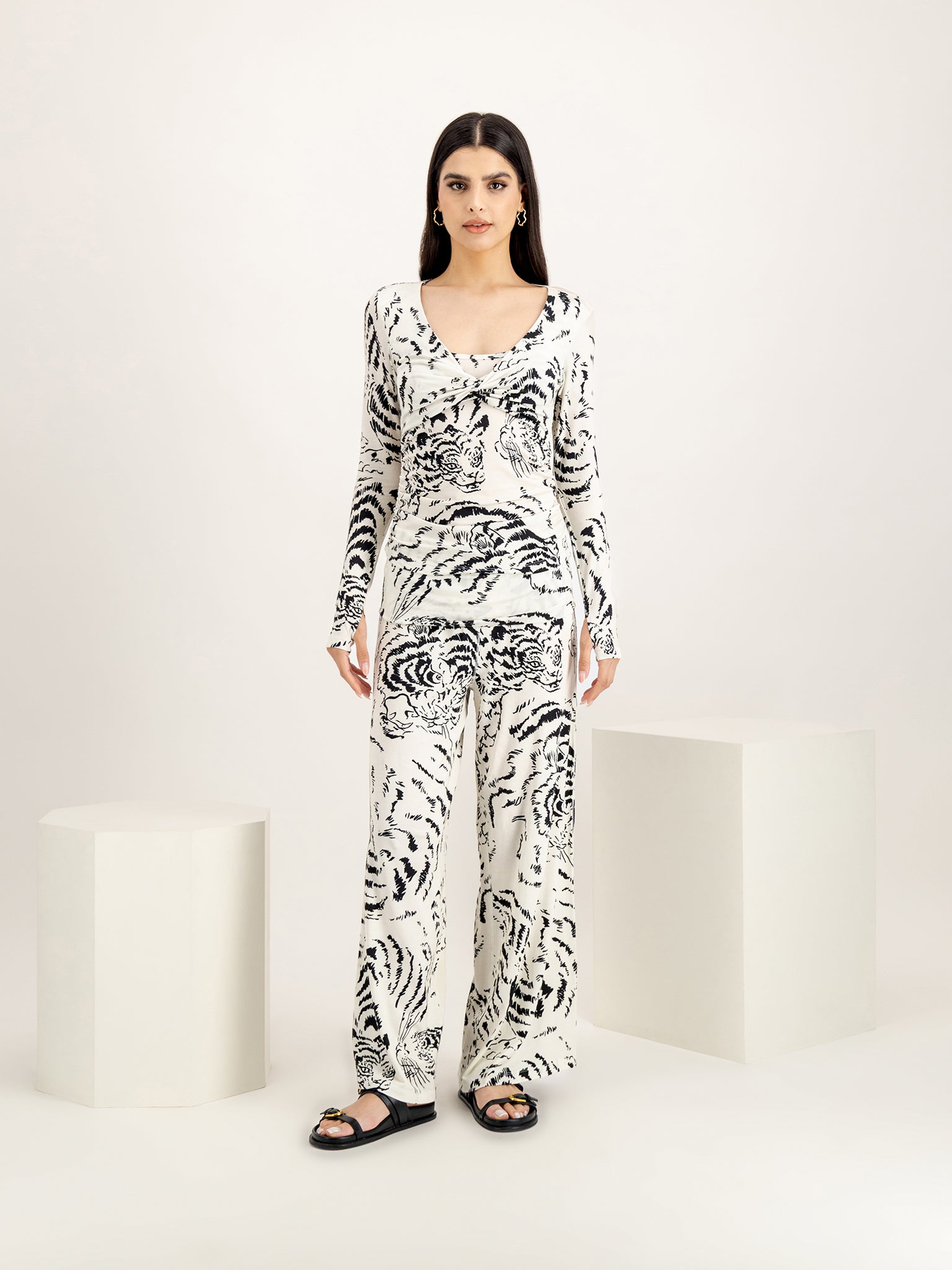 Tigress Cream Jersey Twist Set
